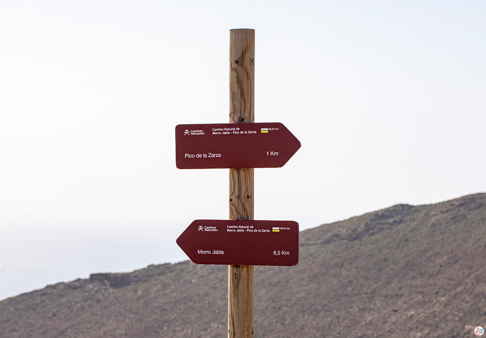 Pico de la Zarza sign, last kilometre, Jandia Peninsula, Fuerteventura