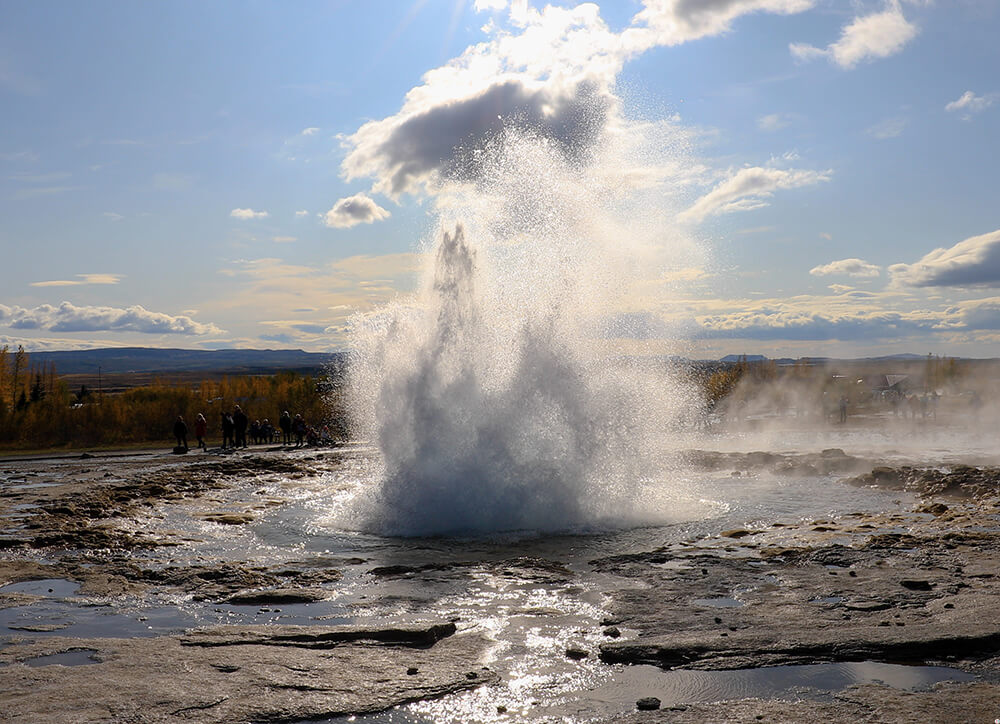 Strokkur geyser, Haukadalur valley, Golden Circle, Iceland
