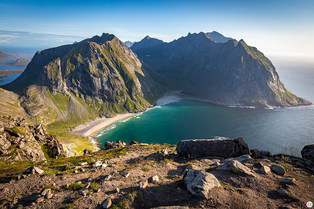 Kvalvika beach viewpoint, Ryten hiking trail, Moskenesøya, Lofoten, Norway