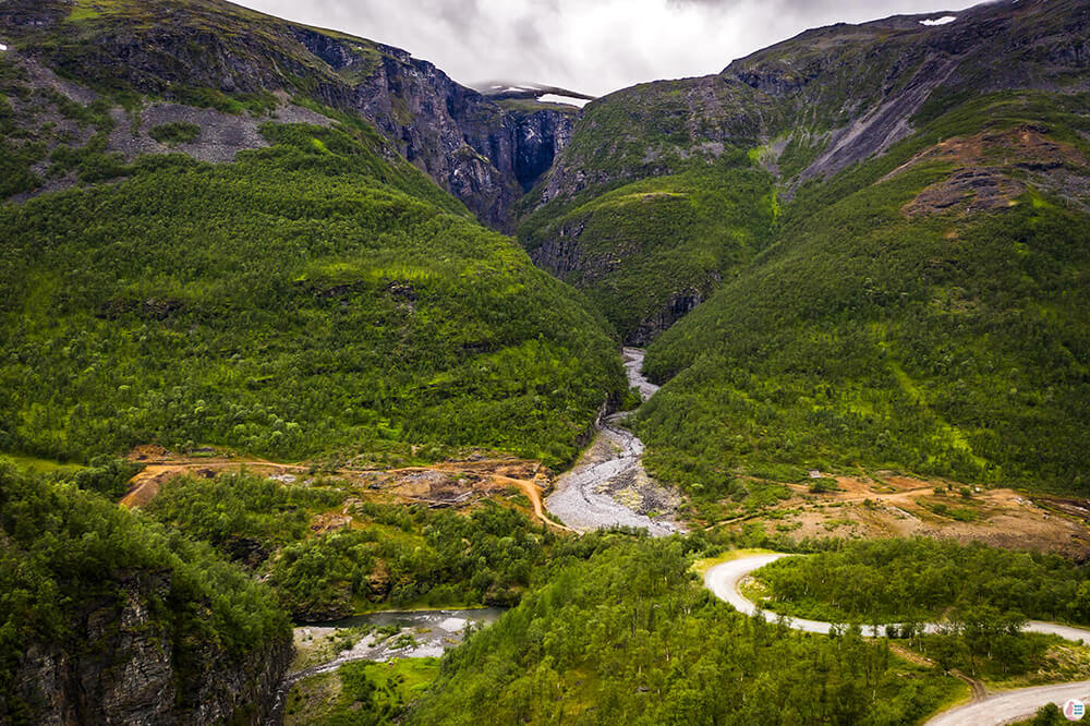 Kåfjord valley in Lyngen Alps, on the way to Gorsa Bridge, Northern Norway