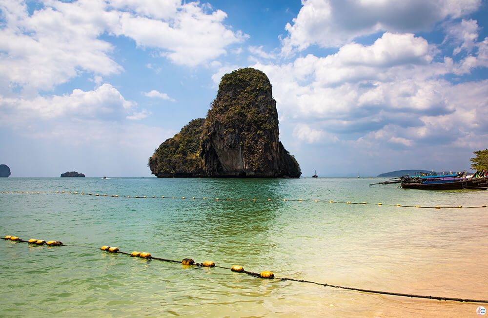 Ko Rang Nok, view from Phra Nang Beach, Railay Bay, Krabi, Thailand