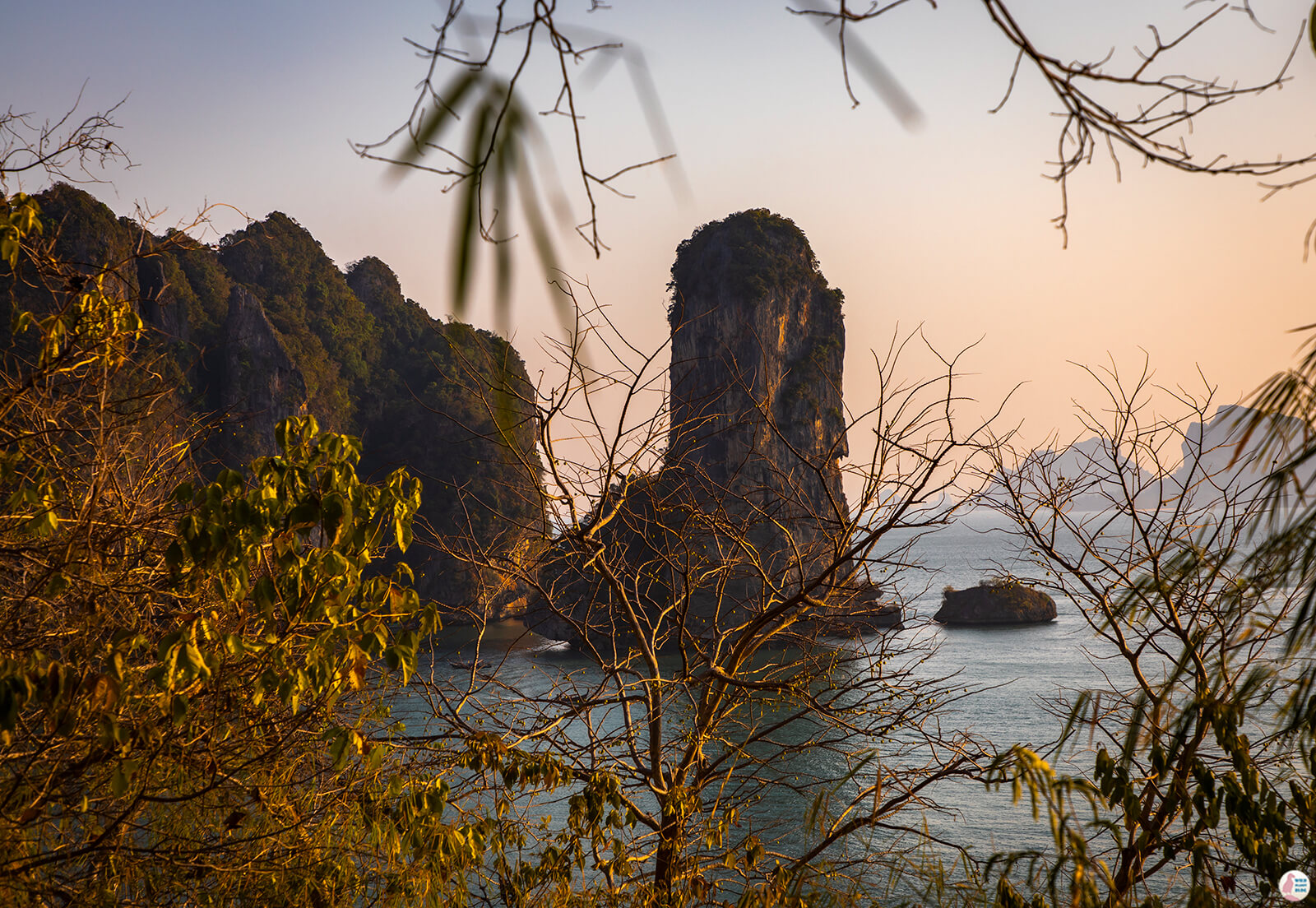 Best Viewpoints to Hike and Photograph in Krabi, Thailand